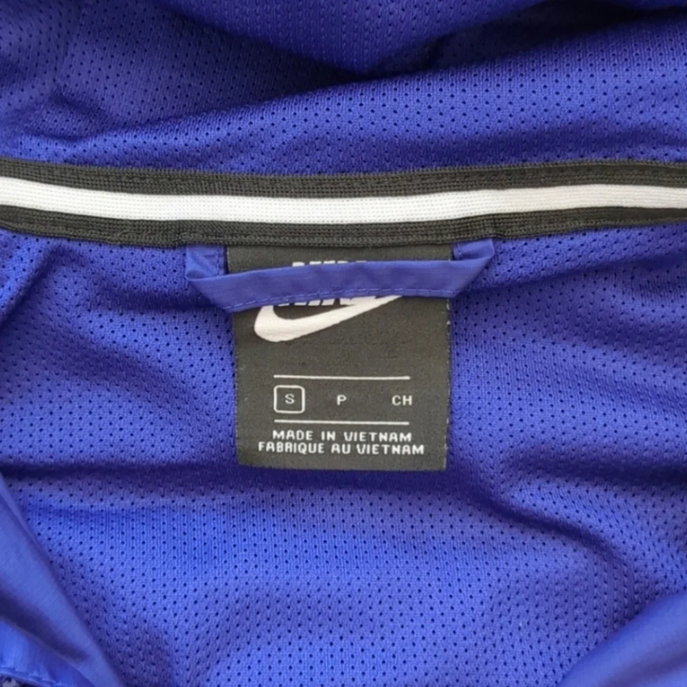 Nike Colorblock Windrunner Jacket - Picture 3 of 4